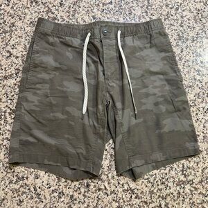 Vuori Ripstop Short - Large - Oregano Camo